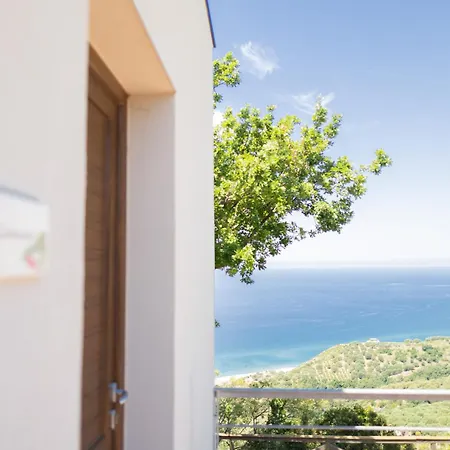 Serra D'elci مزرعة للإقامة *